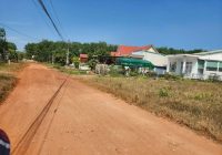 ACH bán đất gấp 3.500m2 giá 165 triệu, đất dân đông gần chợ